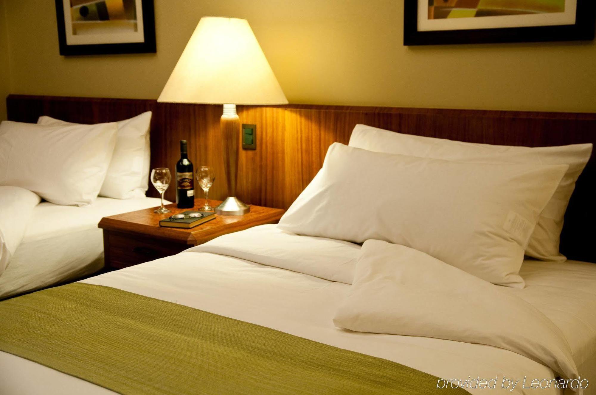 Hotel Palace Guayaquil Pokoj fotografie